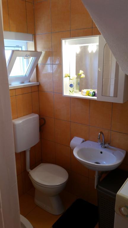 Holiday Home White House Sumartin Luaran gambar