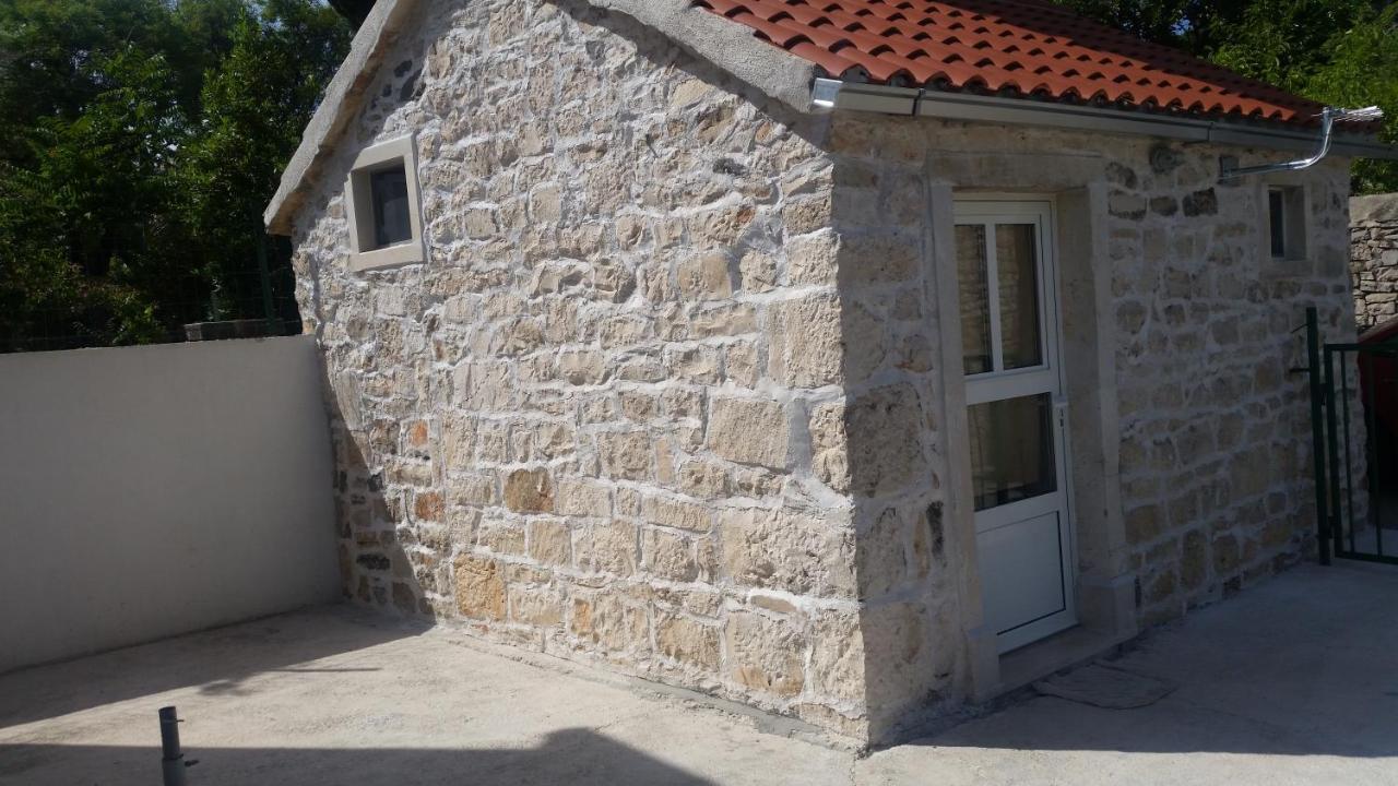 Holiday Home White House Sumartin Luaran gambar